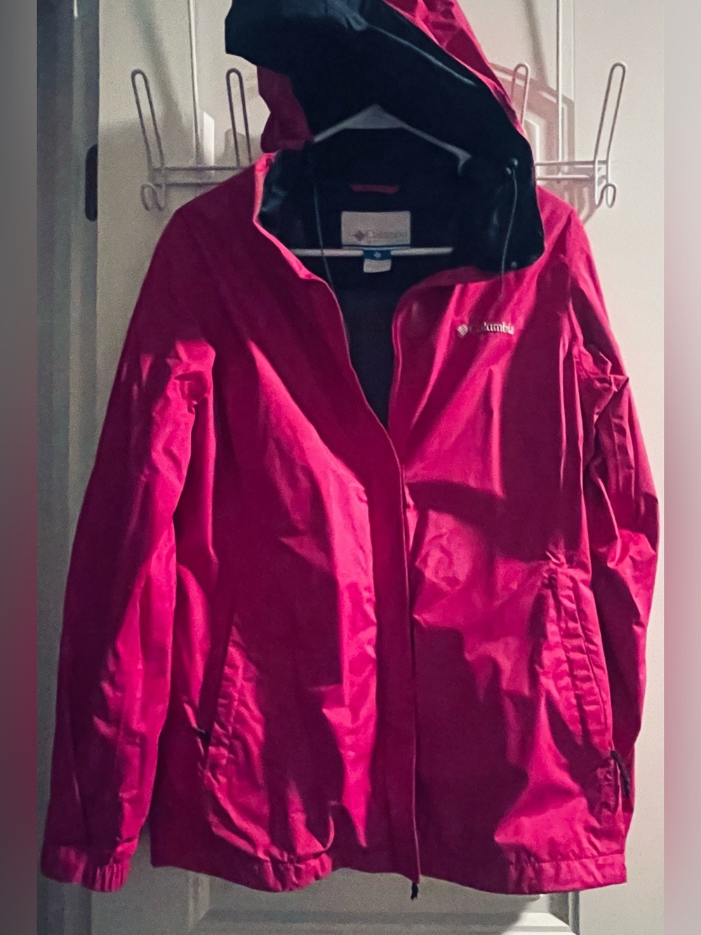 Columbia Women’s Large Magenta Pink Hooded Rain Jacket Lightweight